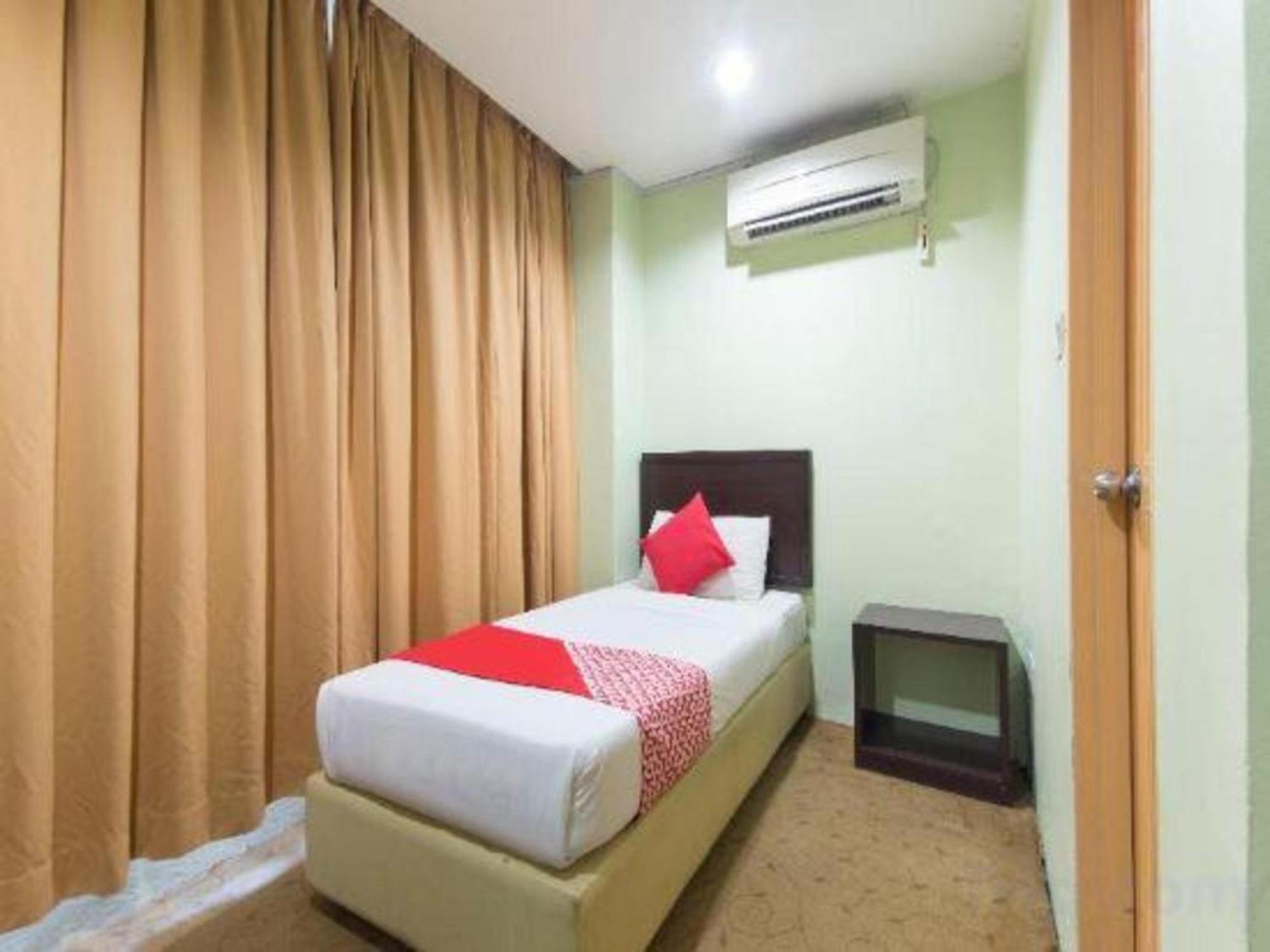 Amani Hotel Kampong Sungai Ramal Dalam Exterior foto